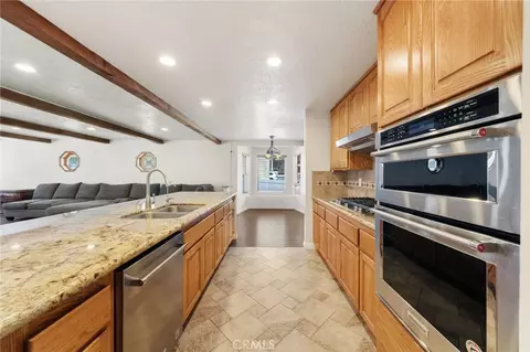 Kitchen - 1197 Oriole, Wrightwood, CA 92397 photo 2 of 2