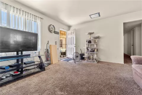 530 E Mountain Vw, Barstow, CA 92311 photo 4