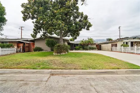 Exterior - 1107 E Walnut Ave, Glendora, CA 91741 photo 6 of 8