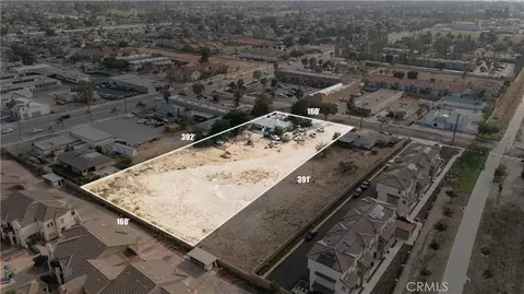 8447 Tamarind, Fontana, CA 92335 photo 4