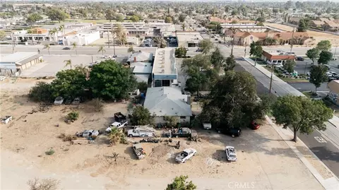 8447 Tamarind, Fontana, CA 92335 photo 13