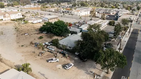 8447 Tamarind, Fontana, CA 92335 photo 14