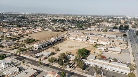 8447 Tamarind, Fontana, CA 92335 photo 10
