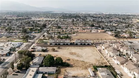 8447 Tamarind, Fontana, CA 92335 photo 8