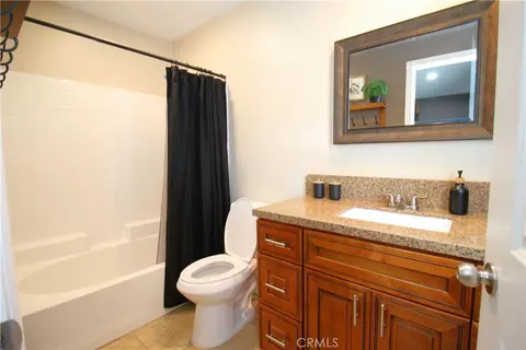 Bath - 339 7th St, Perris, CA 92571 photo 2 of 2