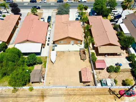 View/Area - 339 7th St, Perris, CA 92571 photo 2 of 2