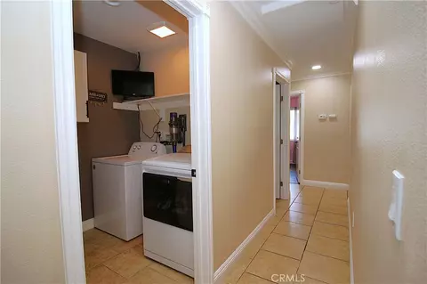 Entry Way - 339 7th St, Perris, CA 92571 photo 2 of 3