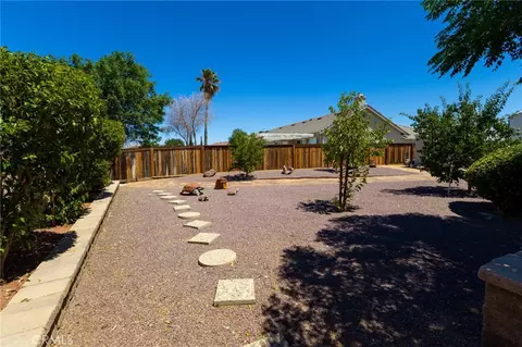 Exterior - 13190 Mugu Ct, Apple Valley, CA 92308 photo 12 of 14