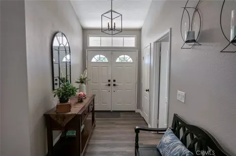 Entry Way - 13190 Mugu Ct, Apple Valley, CA 92308 photo 1 of 6