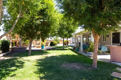 Exterior - 13190 Mugu Ct, Apple Valley, CA 92308 photo 9 of 14