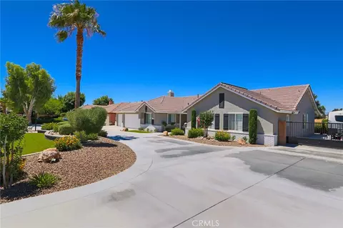 Exterior - 13190 Mugu Ct, Apple Valley, CA 92308 photo 3 of 14