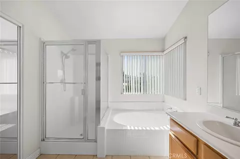 Bath - 4220 Foxrun, Chino Hills, CA 91709 photo 3 of 6