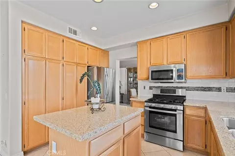 Kitchen - 4220 Foxrun, Chino Hills, CA 91709 photo 2 of 3