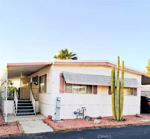 725 Thornton W #97, Hemet, CA 92543