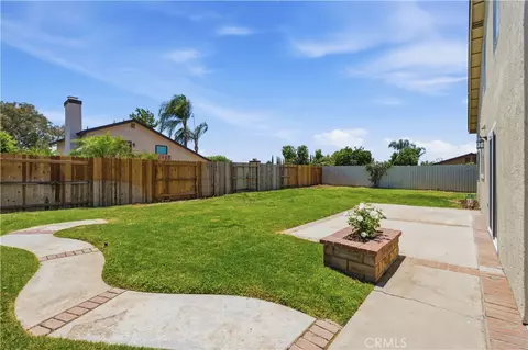 28477 Merridy Ave, Highland, CA 92346 photo 32
