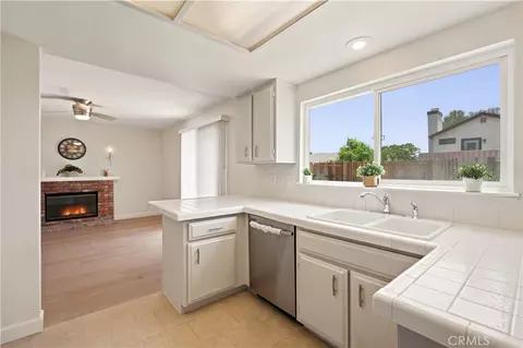 28477 Merridy Ave, Highland, CA 92346 photo 7