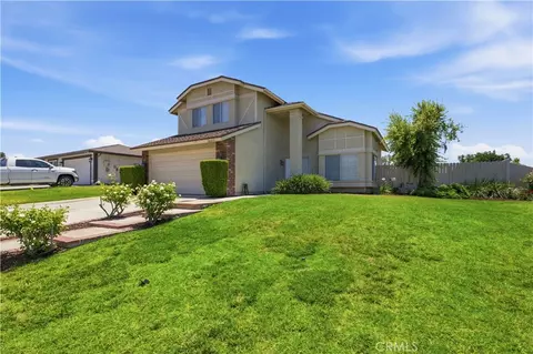 28477 Merridy Ave, Highland, CA 92346 photo 2