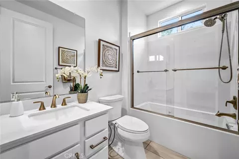 Bath - 145 Draw, Irvine, CA 92618 photo 1 of 2