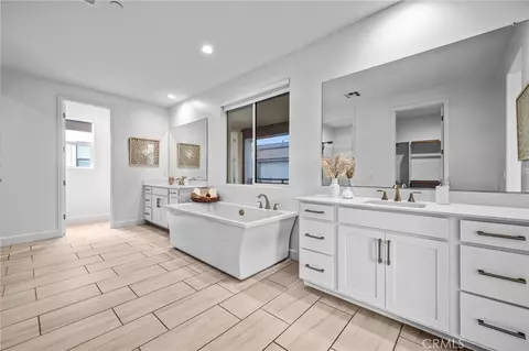 Entry Way - 145 Draw, Irvine, CA 92618 photo 5 of 10