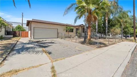 19026 Grove Pl, Bloomington, CA 92316