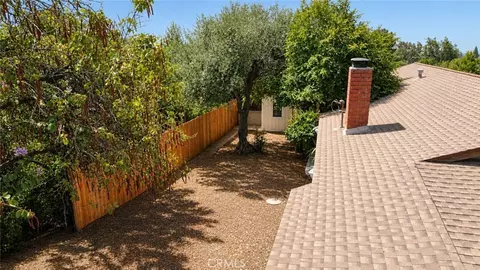Exterior - 1260 N Grove Ave, Upland, CA 91786 photo 6 of 8