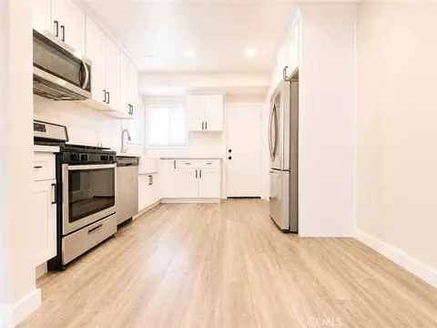 Kitchen - 1260 N Grove Ave, Upland, CA 91786 photo 3 of 6
