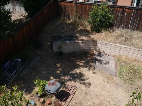 14166 Redondo Ct, Fontana, CA 92336 photo 27