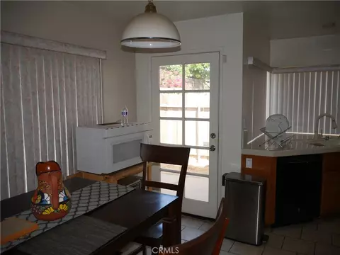 14166 Redondo Ct, Fontana, CA 92336 photo 19