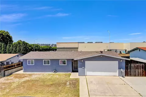 910 Saint George Ct, Spring Valley, CA 91977