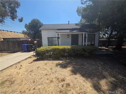 2881 N Golden, San Bernardino, CA 92404