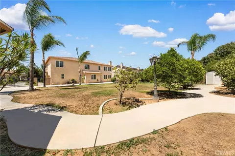 Exterior - 11134 Traditions Ct, Riverside, CA 92503 photo 15 of 24