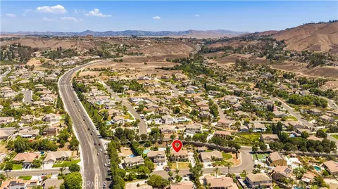View/Area - 11134 Traditions Ct, Riverside, CA 92503 photo 5 of 7