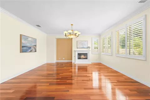 Living - 11134 Traditions Ct, Riverside, CA 92503 photo 4 of 7