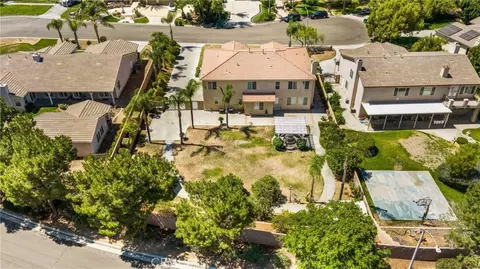View/Area - 11134 Traditions Ct, Riverside, CA 92503 photo 3 of 7