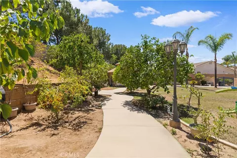 Exterior - 11134 Traditions Ct, Riverside, CA 92503 photo 13 of 24