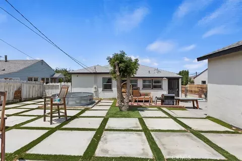 Exterior - 112 W Grandview Dr, Barstow, CA 92311 photo 5 of 6