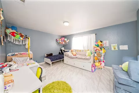 Bedroom - 16634 Lemon, Hesperia, CA 92345 photo 3 of 4