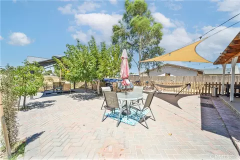 Exterior - 16634 Lemon, Hesperia, CA 92345 photo 2 of 3