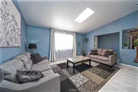 Living - 16634 Lemon, Hesperia, CA 92345 photo 1 of 2