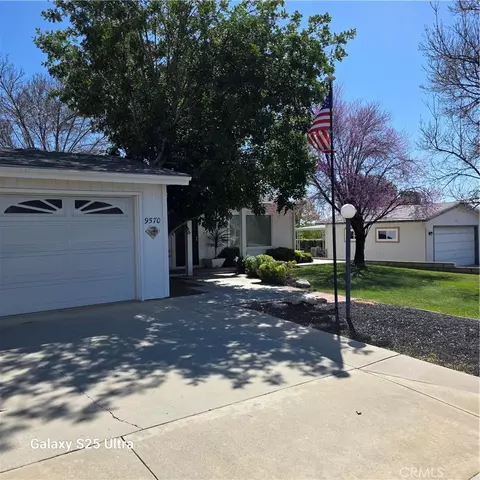 9570 Crestknoll, Calimesa, CA 92320
