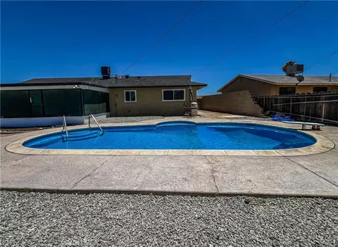 Exterior - 36370 Fern, Barstow, CA 92311 photo 8 of 12