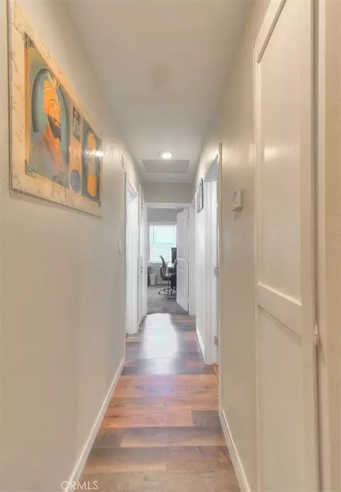 Entry Way - 2803 Ladera Rd, San Bernardino, CA 92405 photo 4 of 4