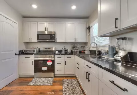 Kitchen - 2803 Ladera Rd, San Bernardino, CA 92405 photo 4 of 4