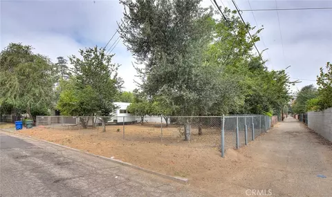 Exterior - 2803 Ladera Rd, San Bernardino, CA 92405 photo 15 of 16