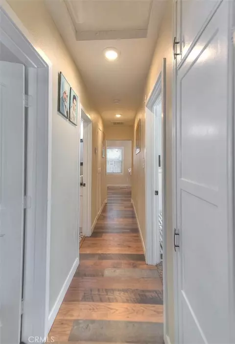 Entry Way - 2803 Ladera Rd, San Bernardino, CA 92405 photo 3 of 4