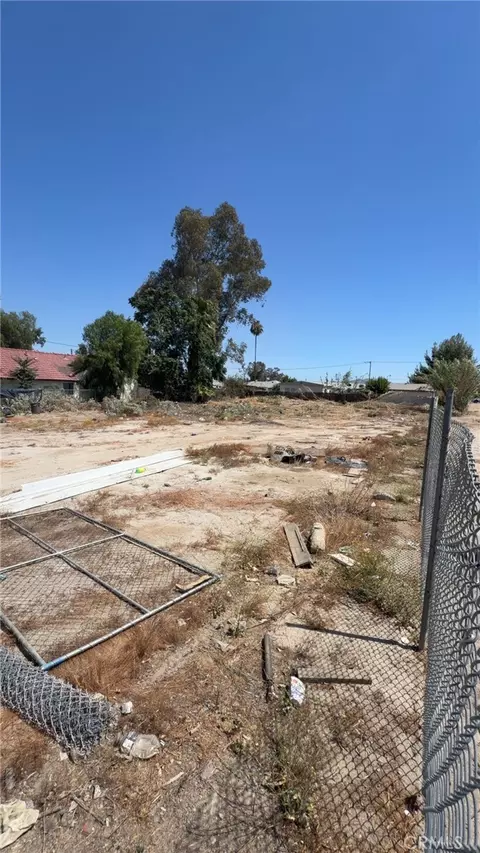 0 W Third St, Perris, CA 92570 photo 4