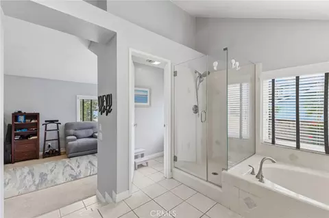 Bath - 108 Magnolia, Walnut, CA 91789 photo 4 of 5