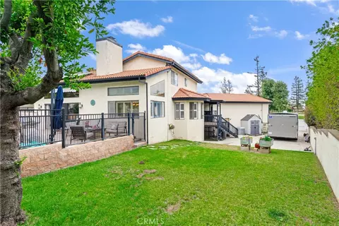 Exterior - 2429 Cliff Rd, Upland, CA 91784 photo 9 of 10