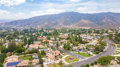 View/Area - 2429 Cliff Rd, Upland, CA 91784 photo 6 of 7