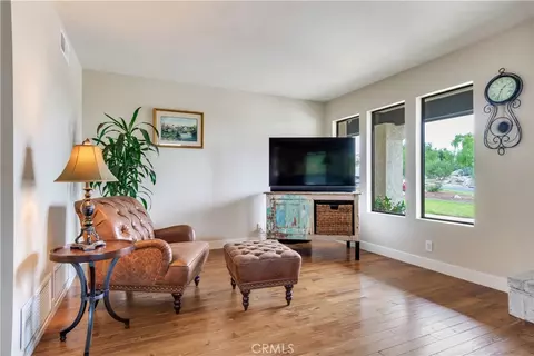 2429 Cliff Rd, Upland, CA 91784 photo 17